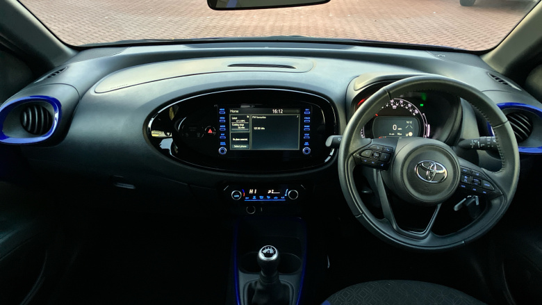 Toyota Aygo X 1.0 VVT-i Edge 5dr Petrol Hatchback